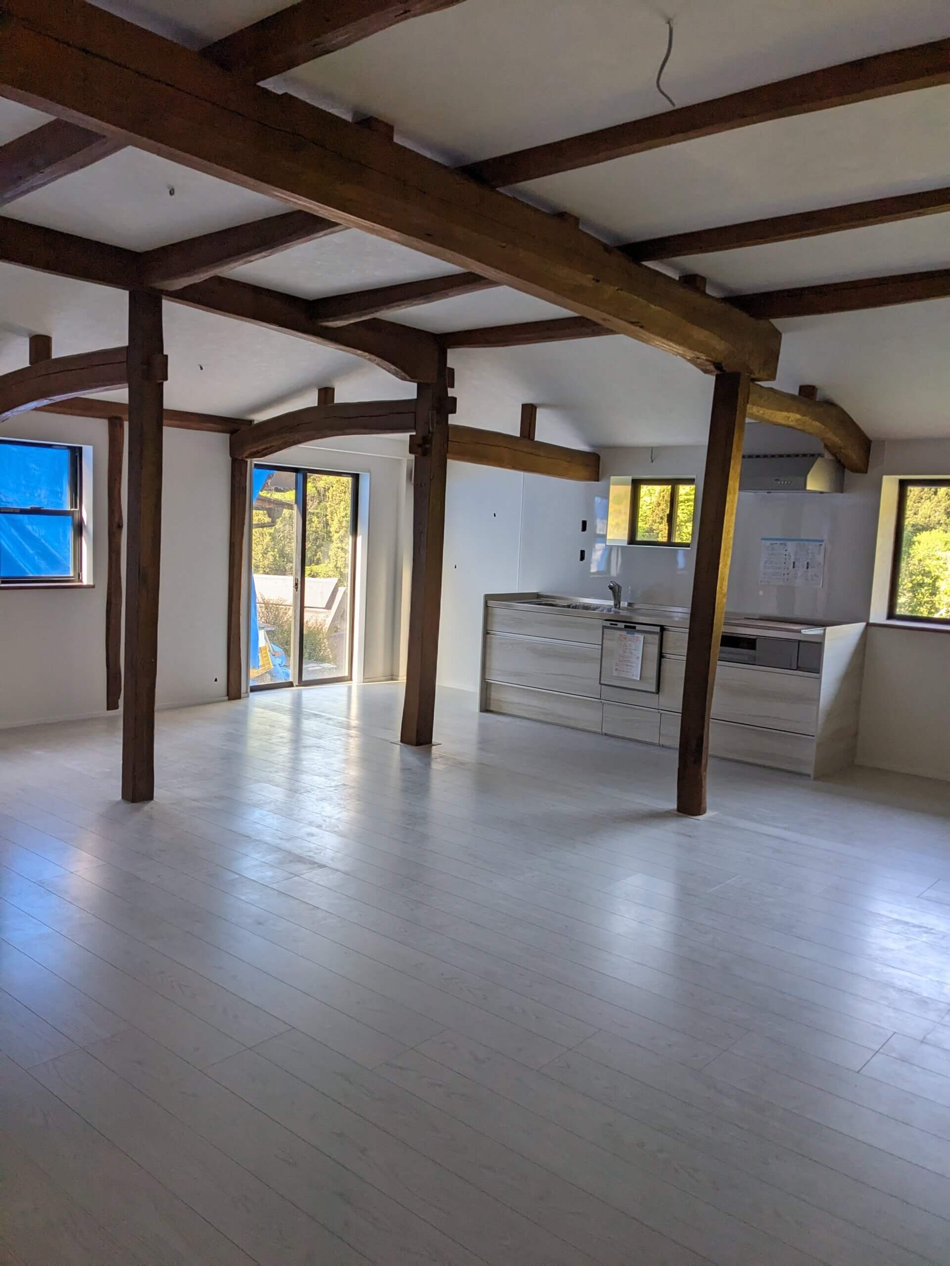 PXL_20250504_215408832.MP